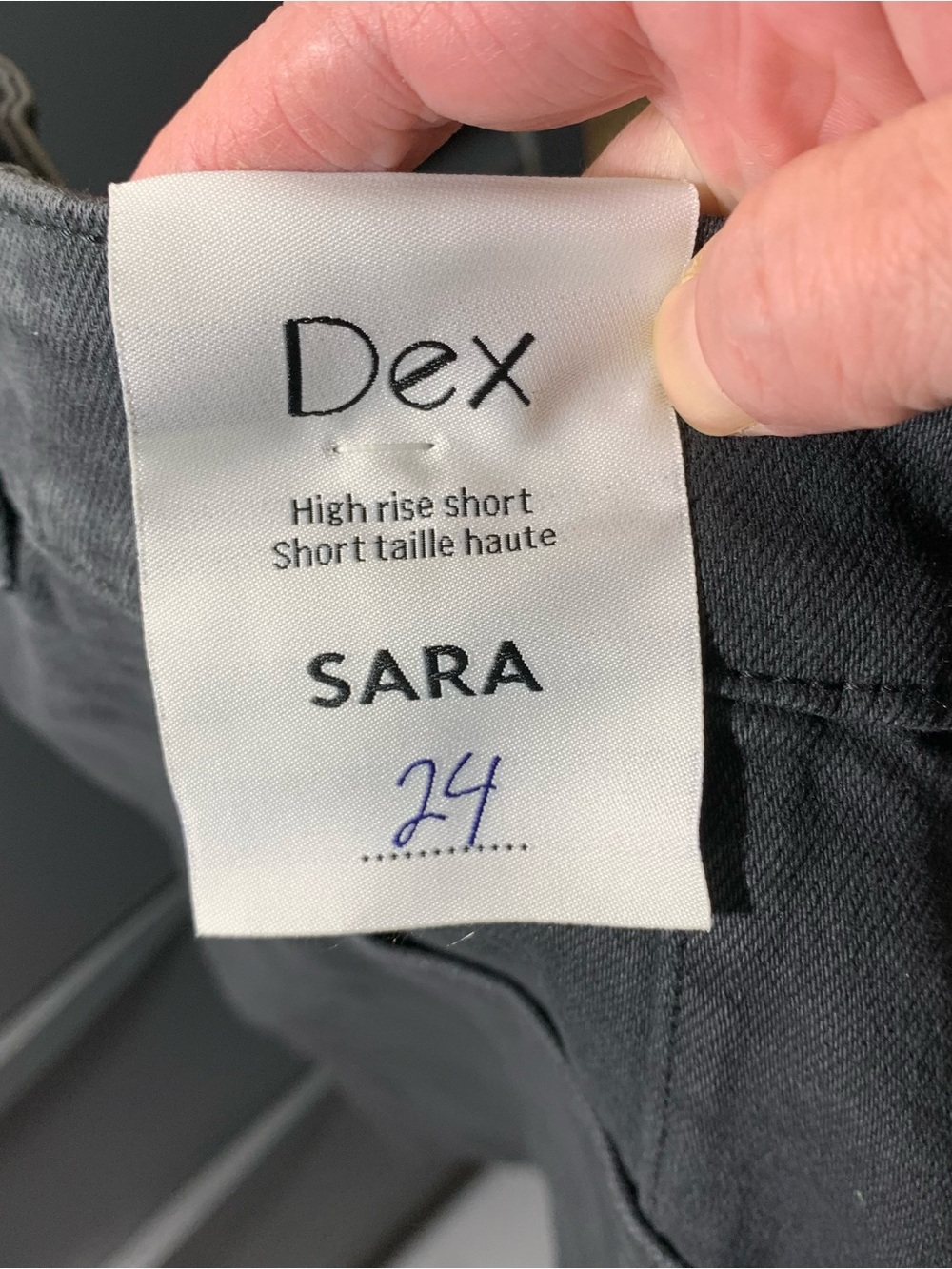 Dex SARA High-Rise Denim Shorts Sz 24 Washed Black Mom Utility Shorts 90s Style - Picture 4 of 12
